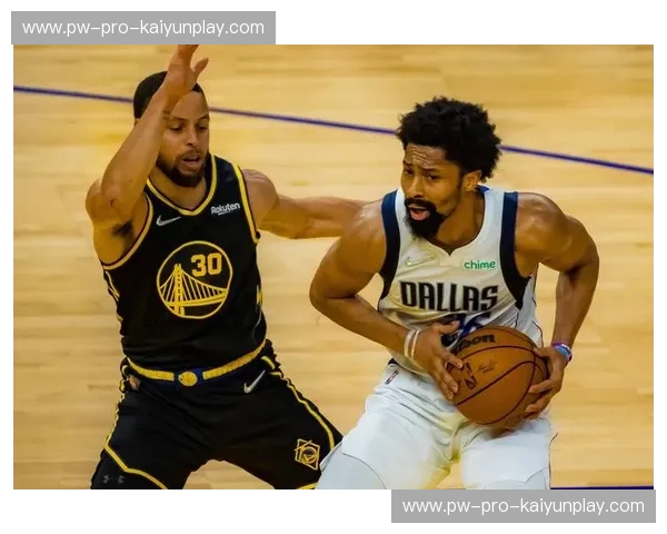 NBA季后赛集锦：点燃夜空的篮球诗篇