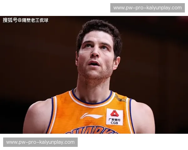 勇者无畏，巨人终落：一场跨越时代的史诗对决